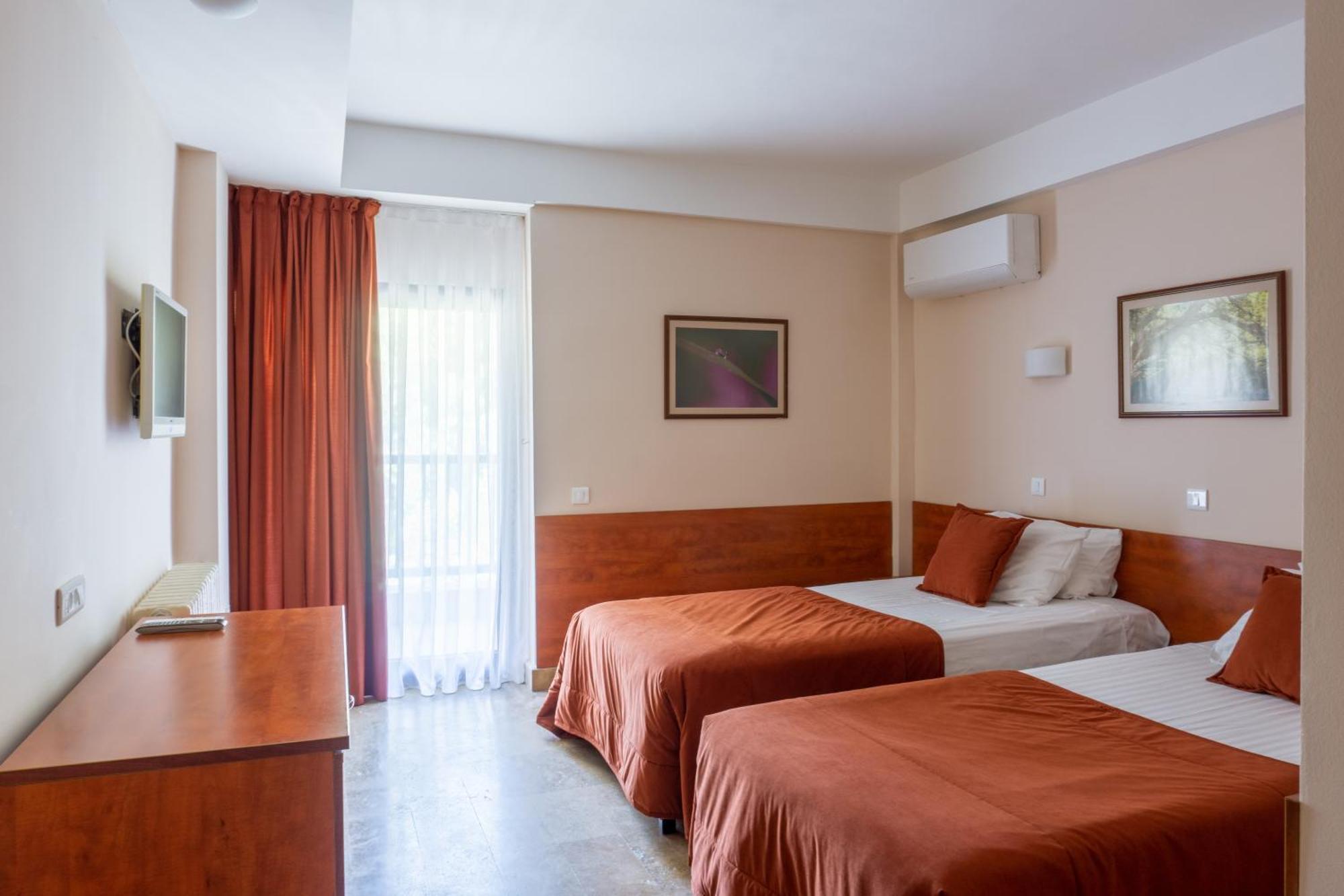Standaard Kamer met 2 Bedden